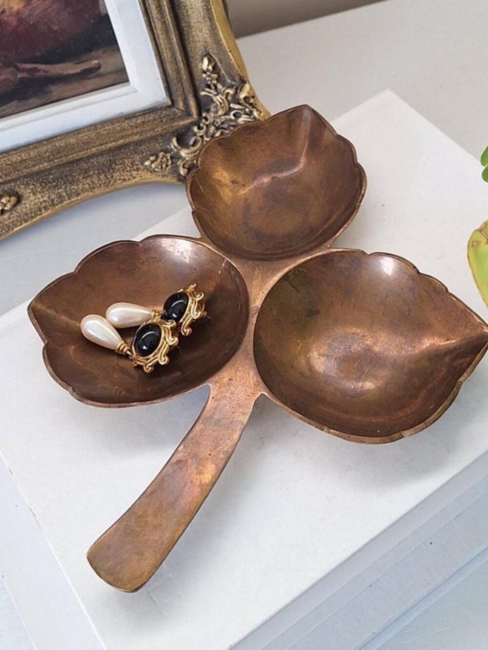Vintage Brass trinket dish leaf Bowl jewelry jewellery ring dish 3 sections